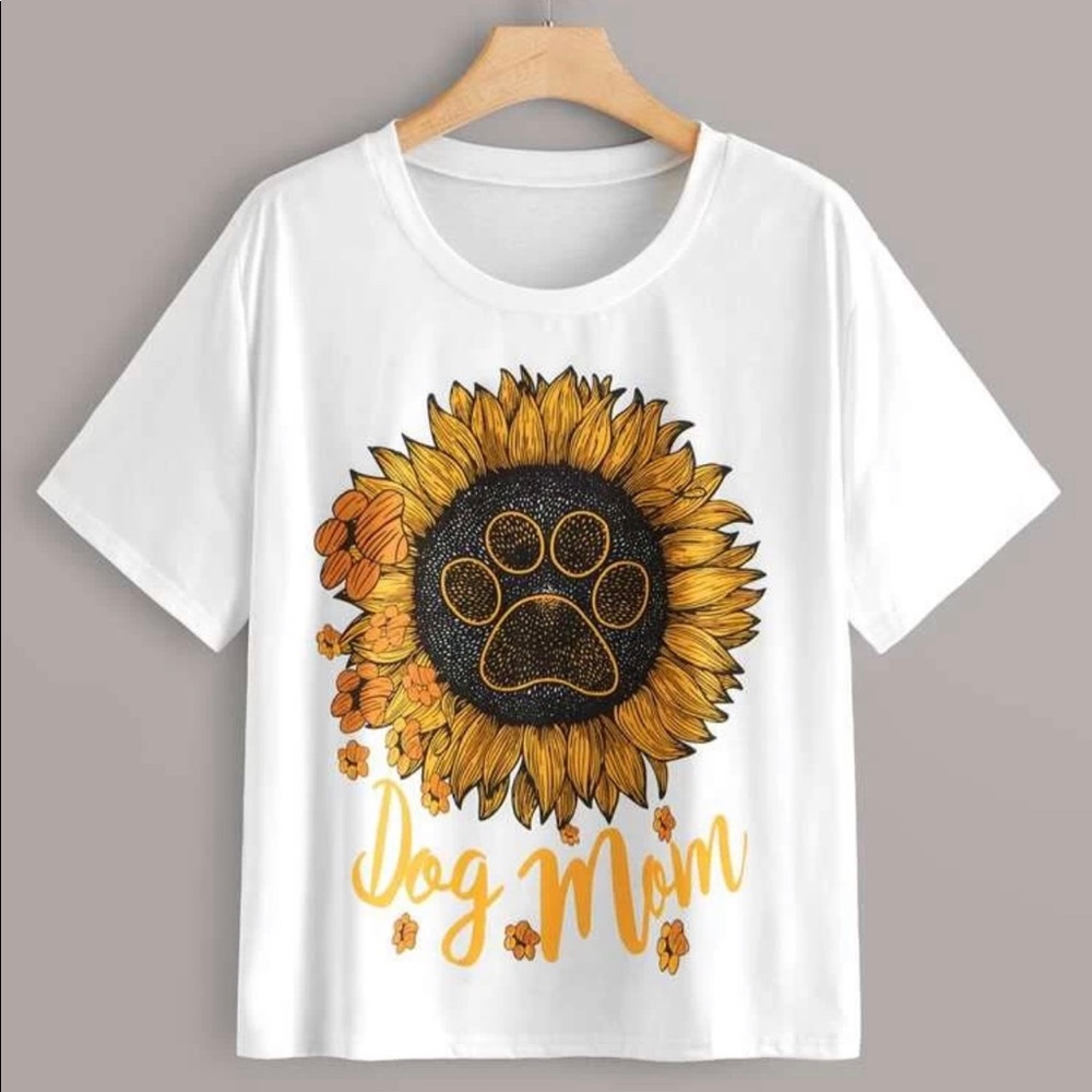 ❗️COMING SOON❗️Dog Mom Sunflower Plus size tshirt